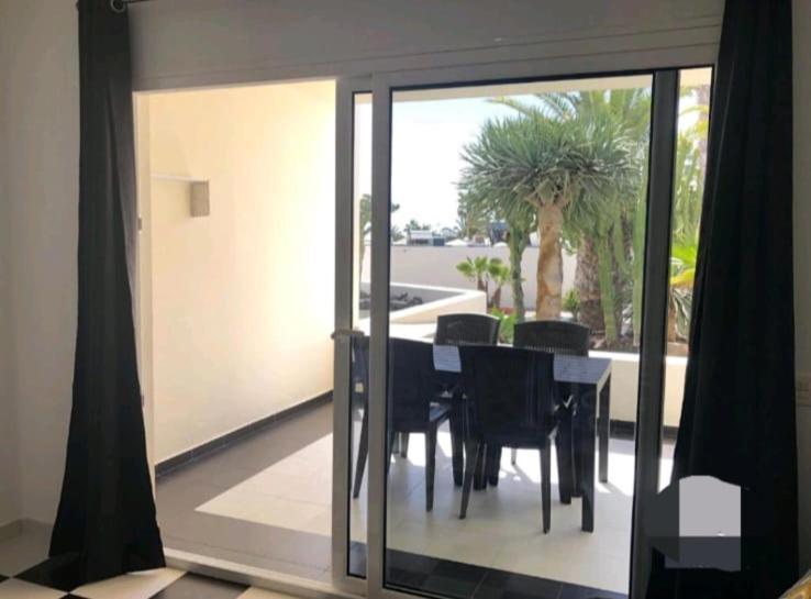 Suri Costa Teguise Apartment ภายนอก รูปภาพ